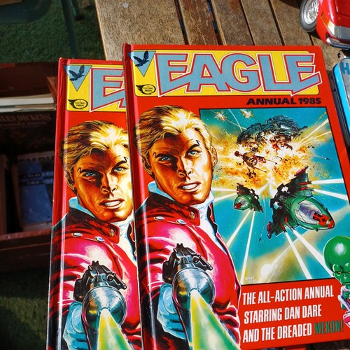 Eagle annual 1985 - eagle, staring