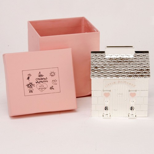 Princess wendy house - wendy,