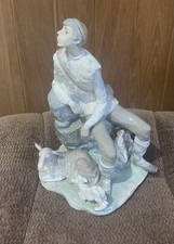 LLADRO resting Shepherd with