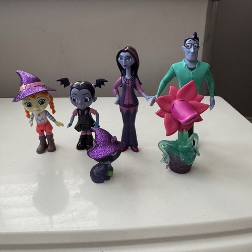 Vampirina figure toy - vampirina, x