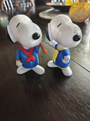 Mcdonalds snoopy happy meal - snoopy,
