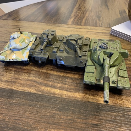 Military tanks dinky 1 - tanks,