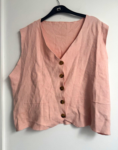 Women pink sleeveless button - women's,