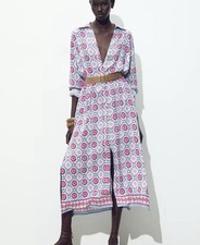 Zara Blue / Red Tile Style