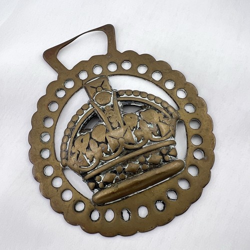 Brass horse medallion antique - brass,