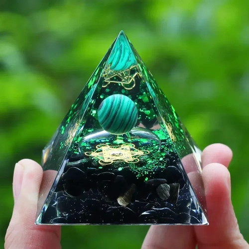 Orgonite pyramid amethyst - pyramid,