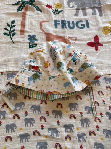 Frugi reversible sun hat age - sun,