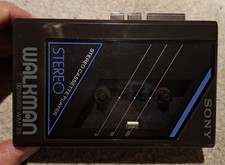 RARE VINTAGE WALKMAN SONY