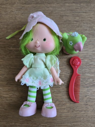 Vintage strawberry shortcake - vintage,