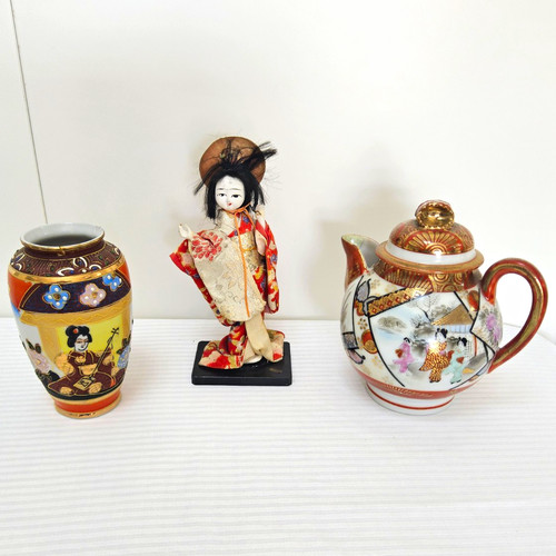 Vintage kutani teapot - teapot, geisha