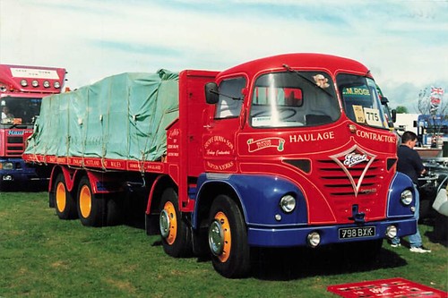 Old truck vintage photo - old,