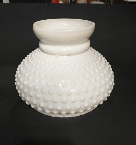 Antique white opal - antique,