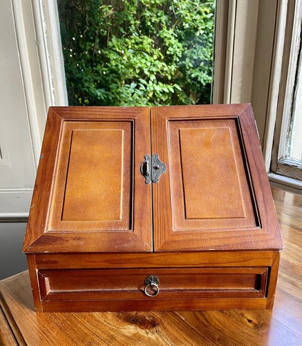 Vintage antique wooden - or,