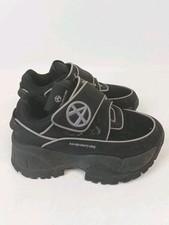 Acupuncture Beefer Black Mesh