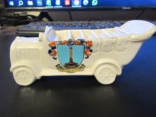 Poulton Le Fylde crest Carlton