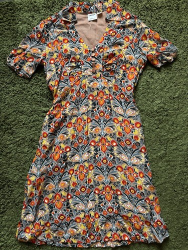 Joanie 1940s style retro folk - joanie,
