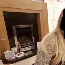 COMPLETE FIREPLACE - NATURAL OAK VENEER - BLACK MARBLE - COAL EFFECT GAS FIRE