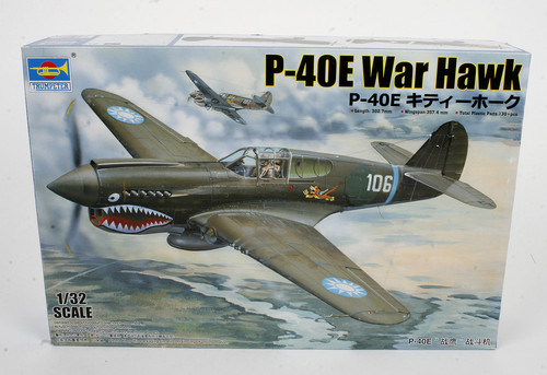 Trumpeter 32nd curtiss 40e - 1/32nd,