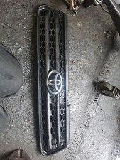 2002 Toyota Rav 4 Grill