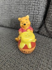 Disney Winnie The Pooh Pooh Bear And Honey Pot Salt And Pepper Shakers