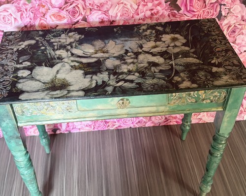 Entrance side console - entrance,