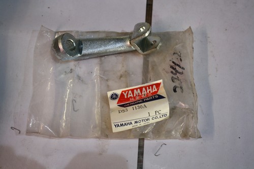 Nos yamaha yds3 yds3c footrest - nos,