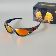 Vintage 90s Oakley Plate
