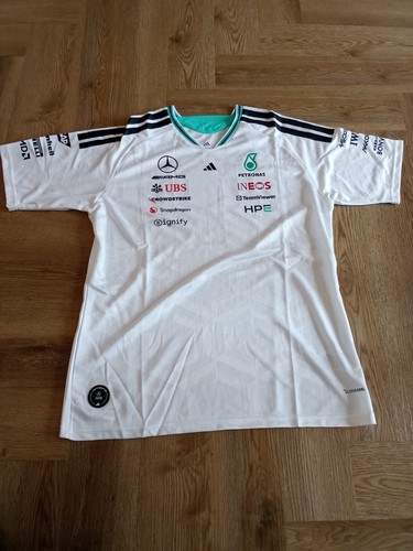 Mercedes amg petronas team - mercedes-amg,