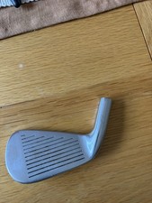 Titleist 712U 2 Iron Driving