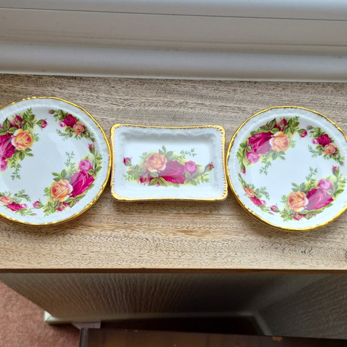 Royal albert old - albert, roses