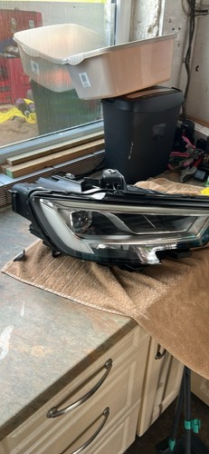Audi 2016 passenger side - 8v,