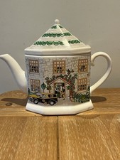 Vtg 1994 Ringtons Wade Ceramics 1980s Collector's Teapot House Shape RARE