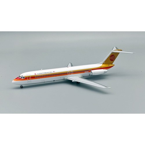 Inflight 200 - 200, douglas