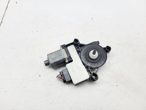 Window regulator motor - regulator, rear