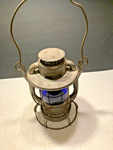 ANTIQUE DIETZ VESTA "NEW YORK