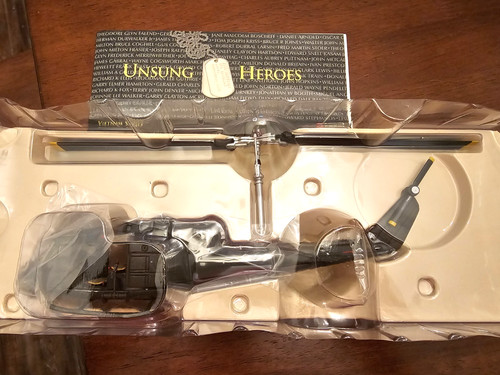Corgi huey medevac - uh-1c,