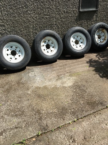 White eight spoke - eight,