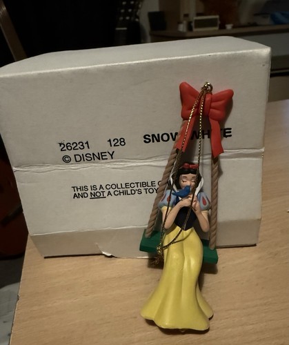 Disney grolier snow white - grolier,