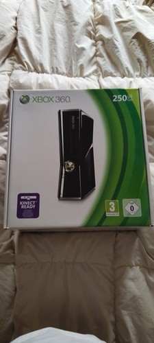 Xbox 360 250gb console boxed - 250gb,