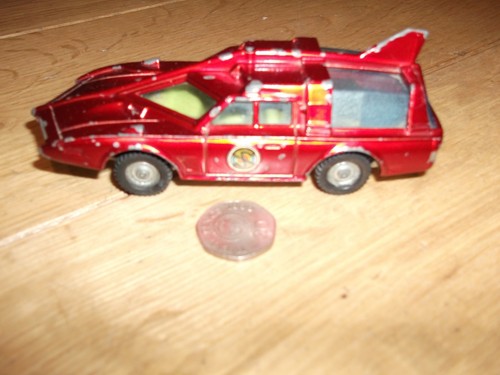 Dinky toys captain scarlet - dinky,