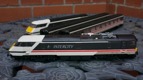 Hornby intercity 225 class - intercity, 91
