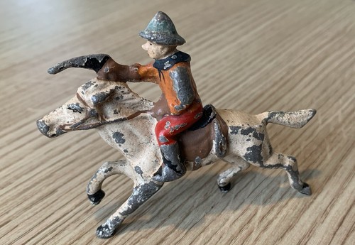 Cowboy horseback vintage - on,