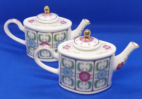 Mini teapots collectable - mini,