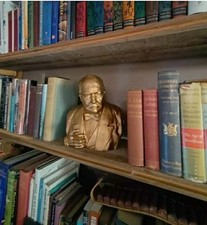 Winston Churchill Full Size