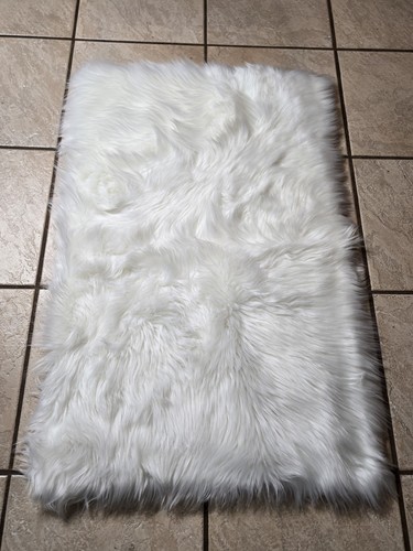 Silhouette home accent - silhouette, area