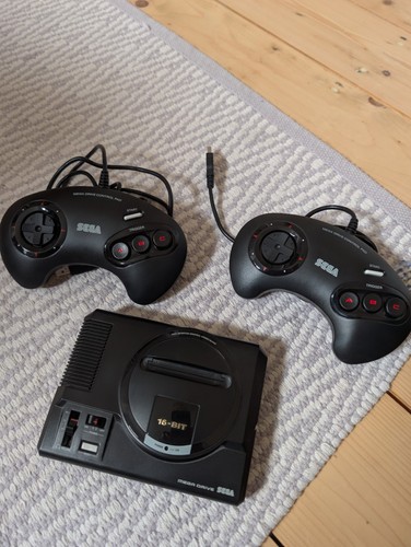 Sega megadrive mini with - megadrive,