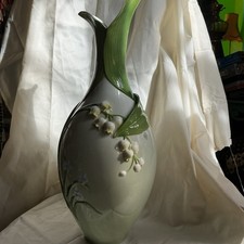 Vintage Graff Porcelain Lily