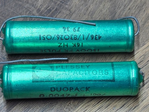 Plessey duopack 0 0047uf - 2,