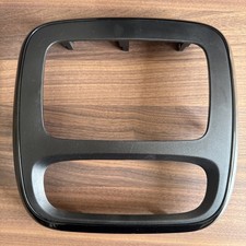 Vivaro / Trafic 2014- Radio Surround Trim Panel