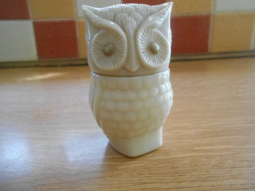 Vintage avon owl cream pot - owl,